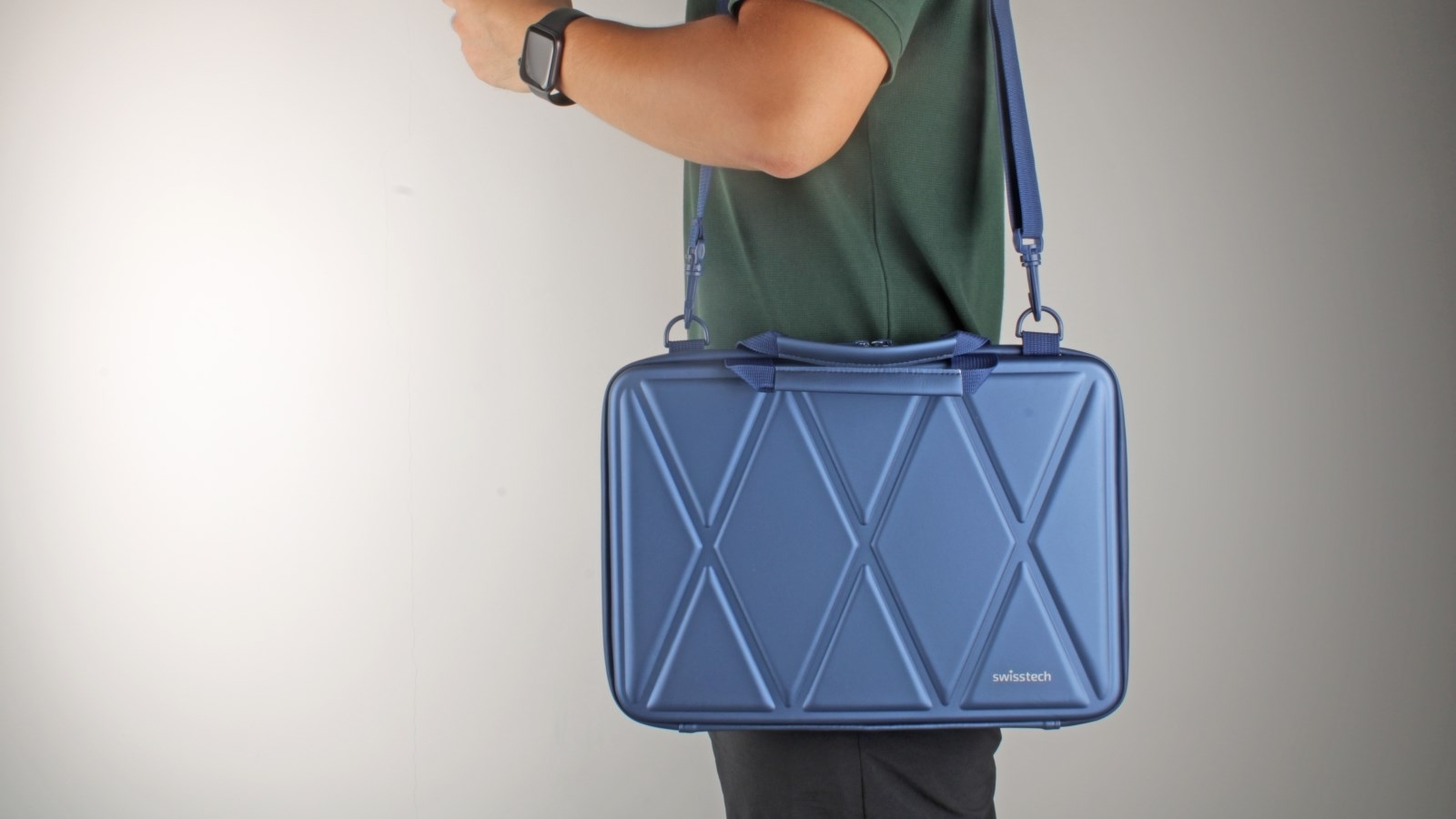 swisstech laptop case