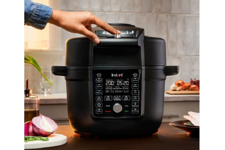 Buy Instant Pot Duo Crisp 6.5L Multicooker with Ultimate Lid Domayne AU